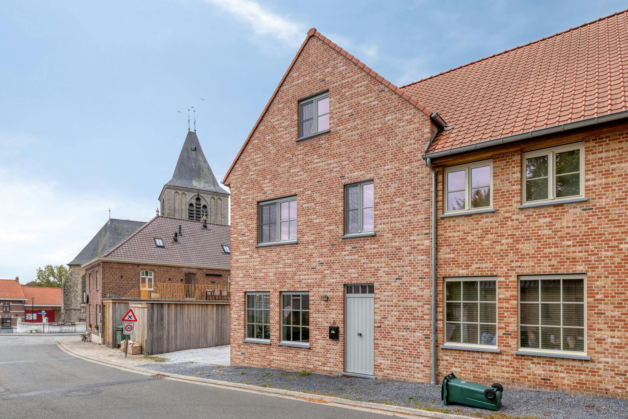 Recente halfopen woning te koop in Rozebeke (Zwalm) foto 15