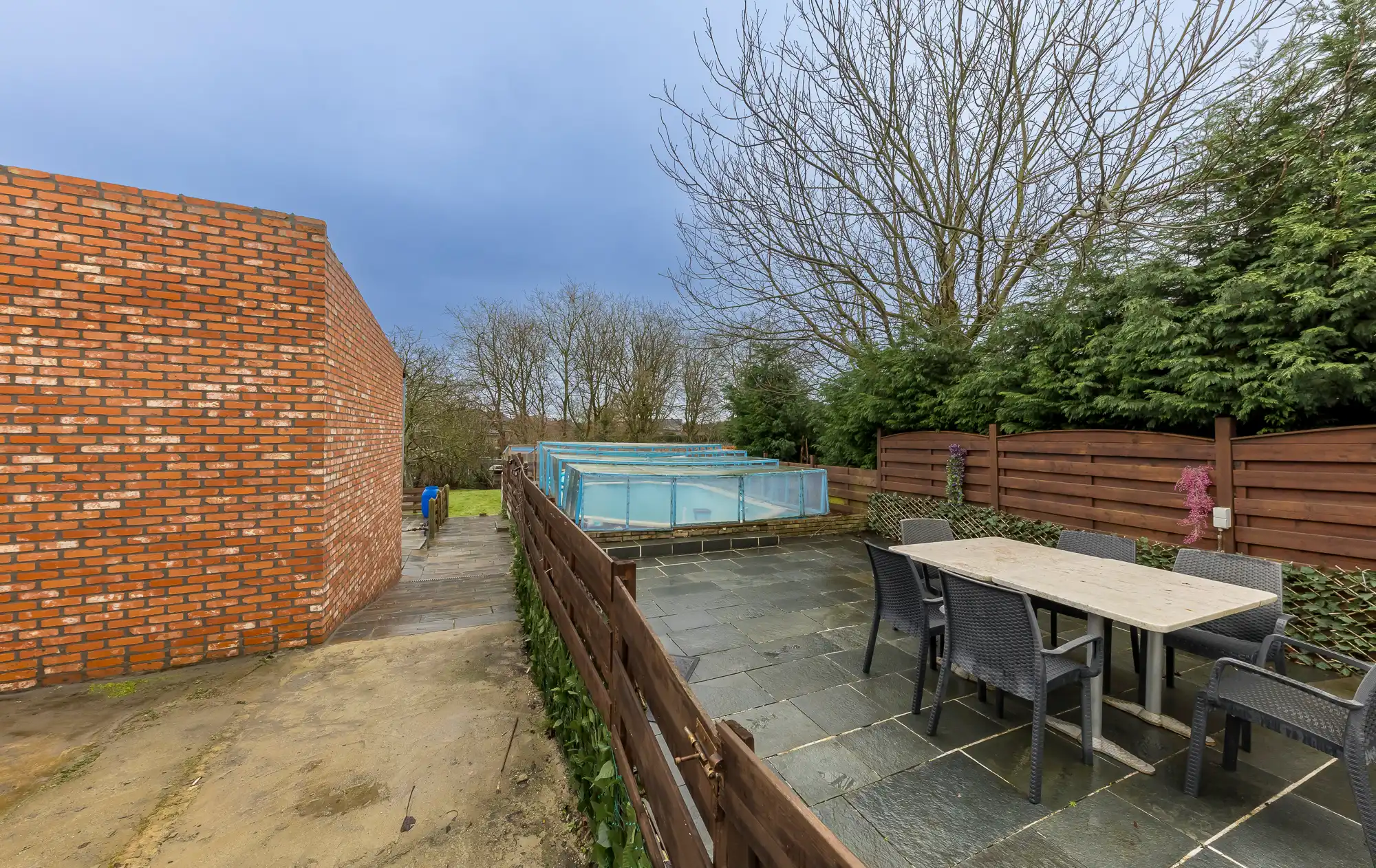 TE KOOP: Goed gelegen (halfopen) woning met bijgebouw van 90m2 te Lanklaar foto 17