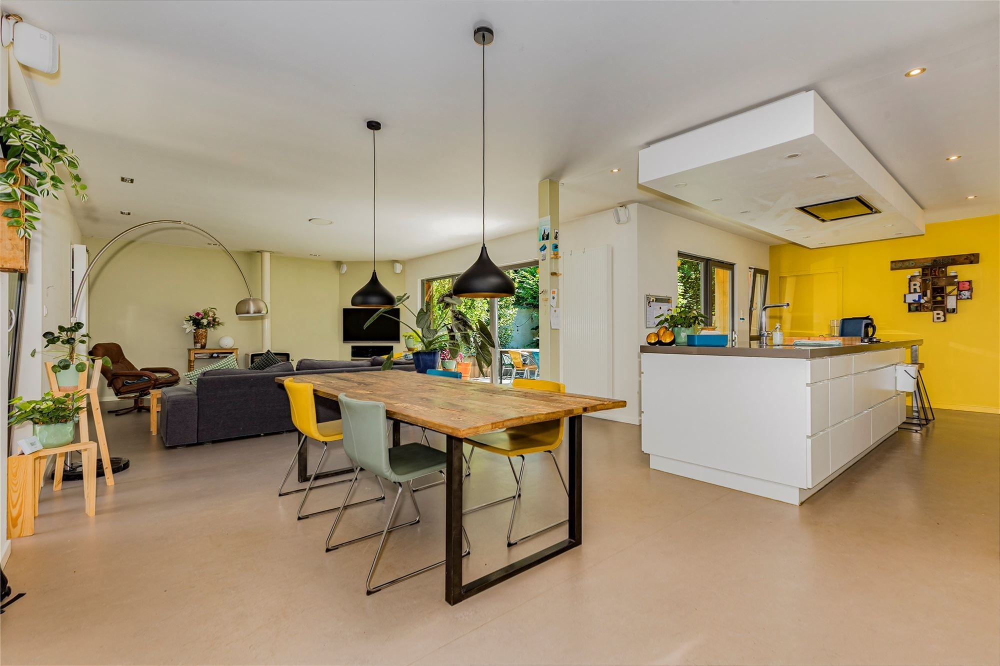 Uniek huis met winkel, atelier of bureel  foto 9