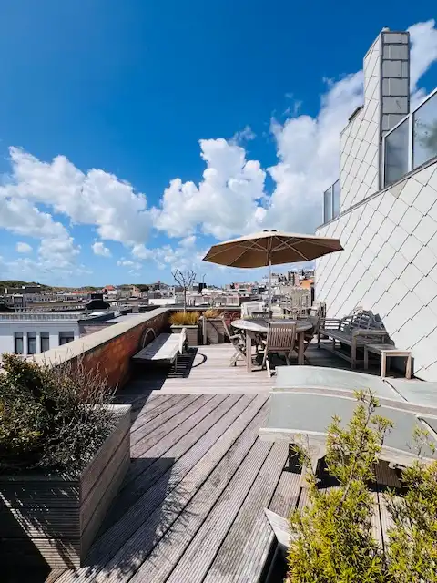 Ruim duplexappartement met groot zonneterras in hartje Wenduine foto 12