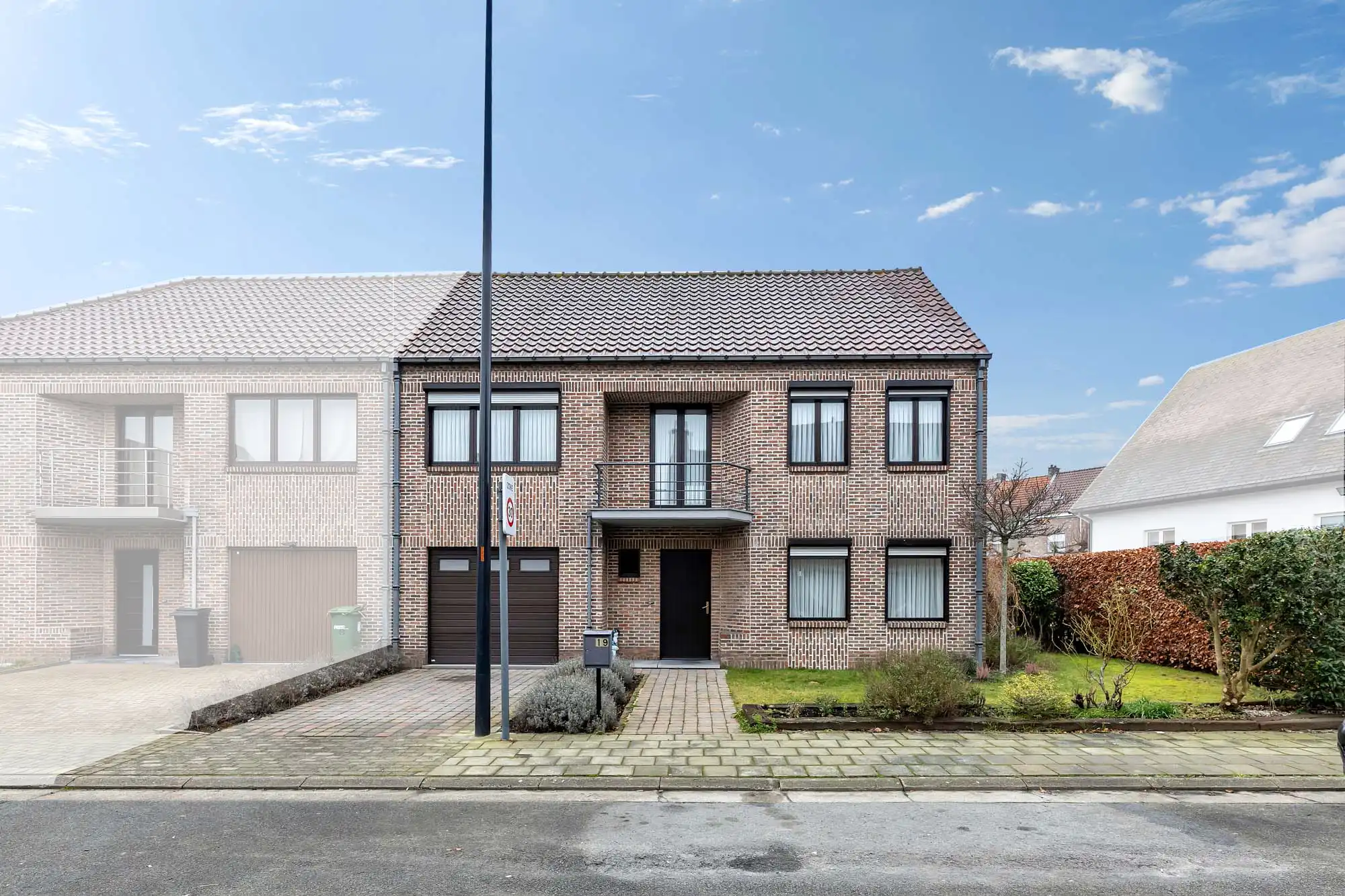 Instapklare HOB met 3 slaapkamers, garage en zonnige tuin foto 20