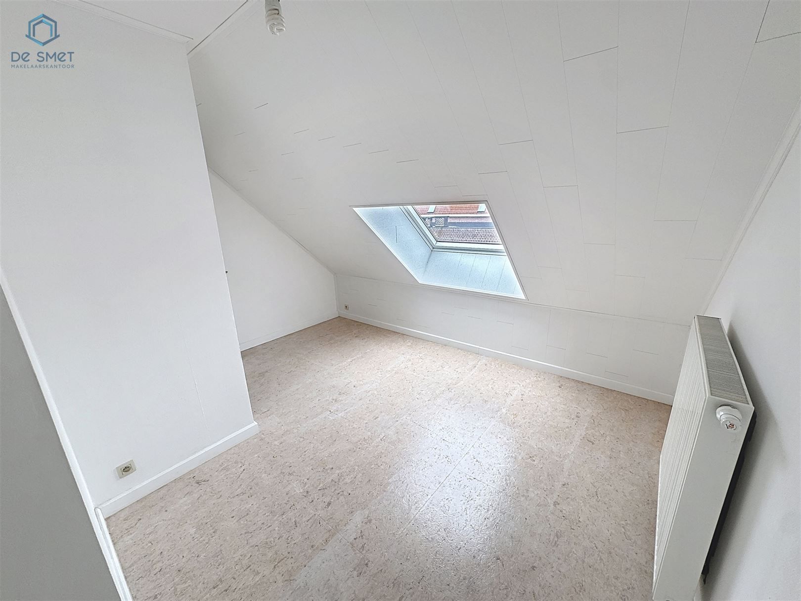 Instapklare, volledig gerenoveerde woning met 4 slaapkamers, terras en tuinberging in hartje Geraardsbergen! foto 24