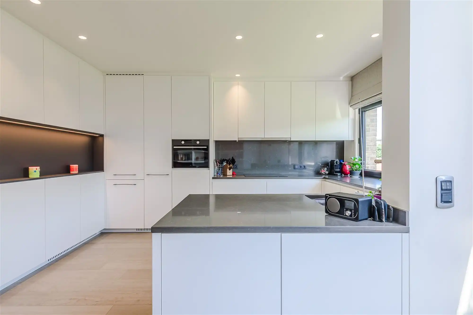 Stijlvolle bel-etagewoning met zonnige tuin foto 23