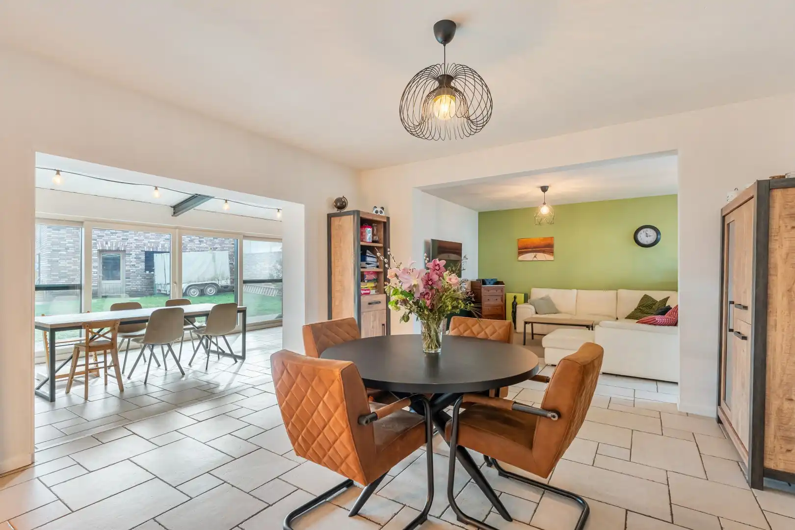 Instapklare woning op ruim perceel met bijgebouw – ideaal voor dierenliefhebbers foto 3