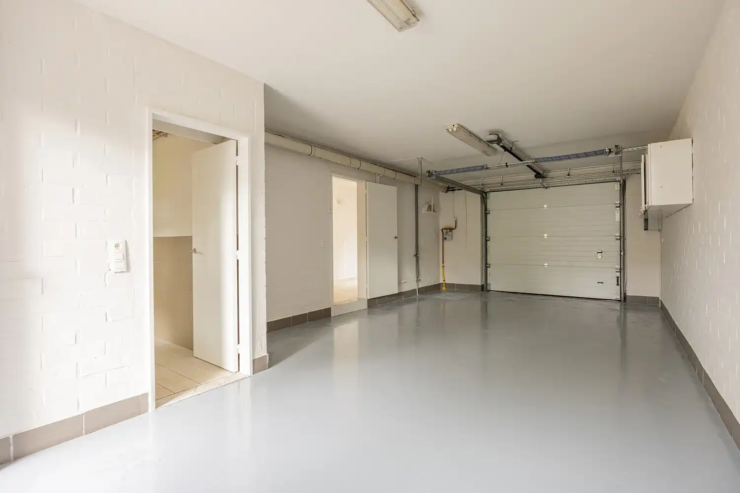 Rustig, zuinig en comfortabel wonen in Stabroek , grens Kapellen. foto 3