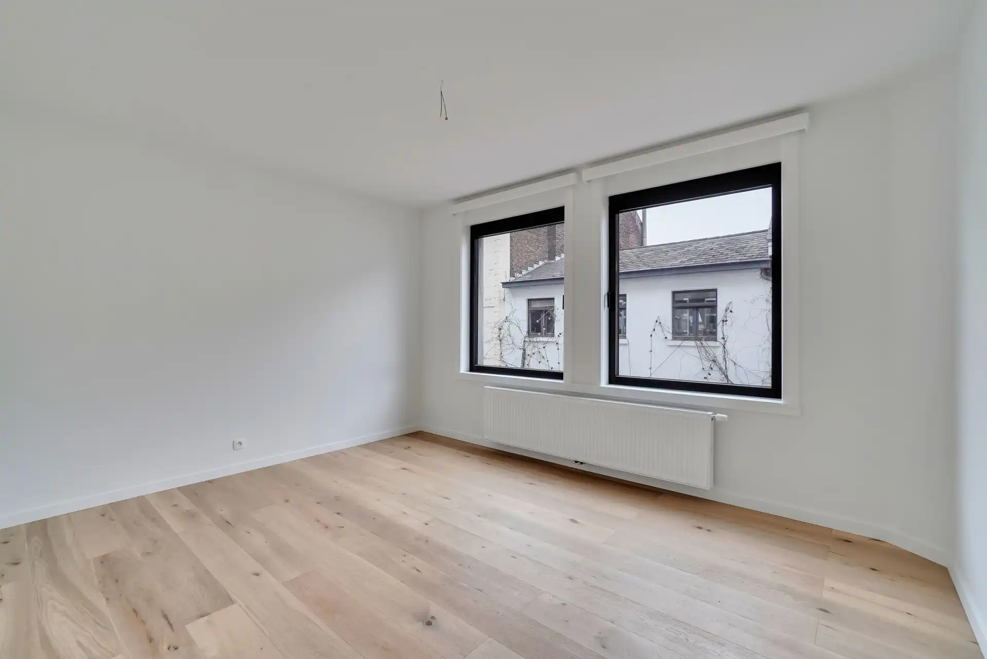 Stijlvol gerenoveerd 2 slaapkamer app. in het centrum Hasselt foto 13