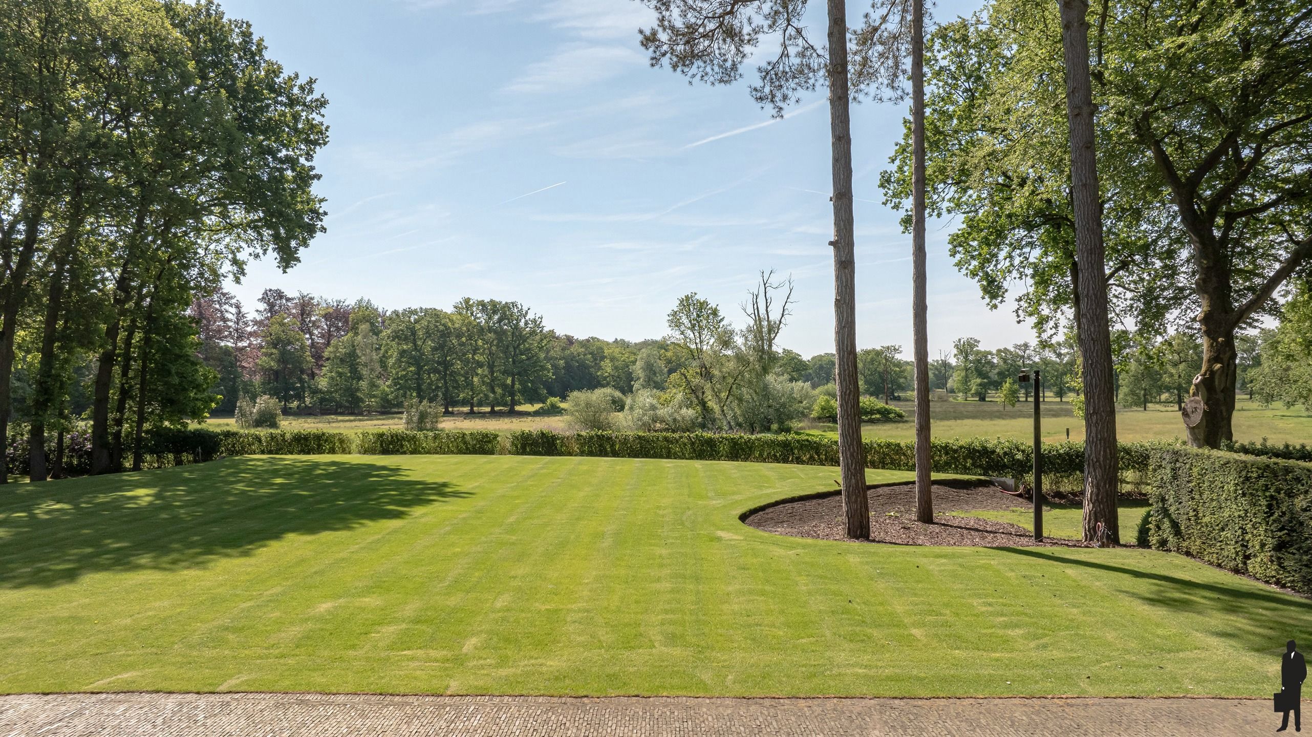 Exclusief landgoed “De Markgraaf” met polyvalent bijgebouw  foto 30