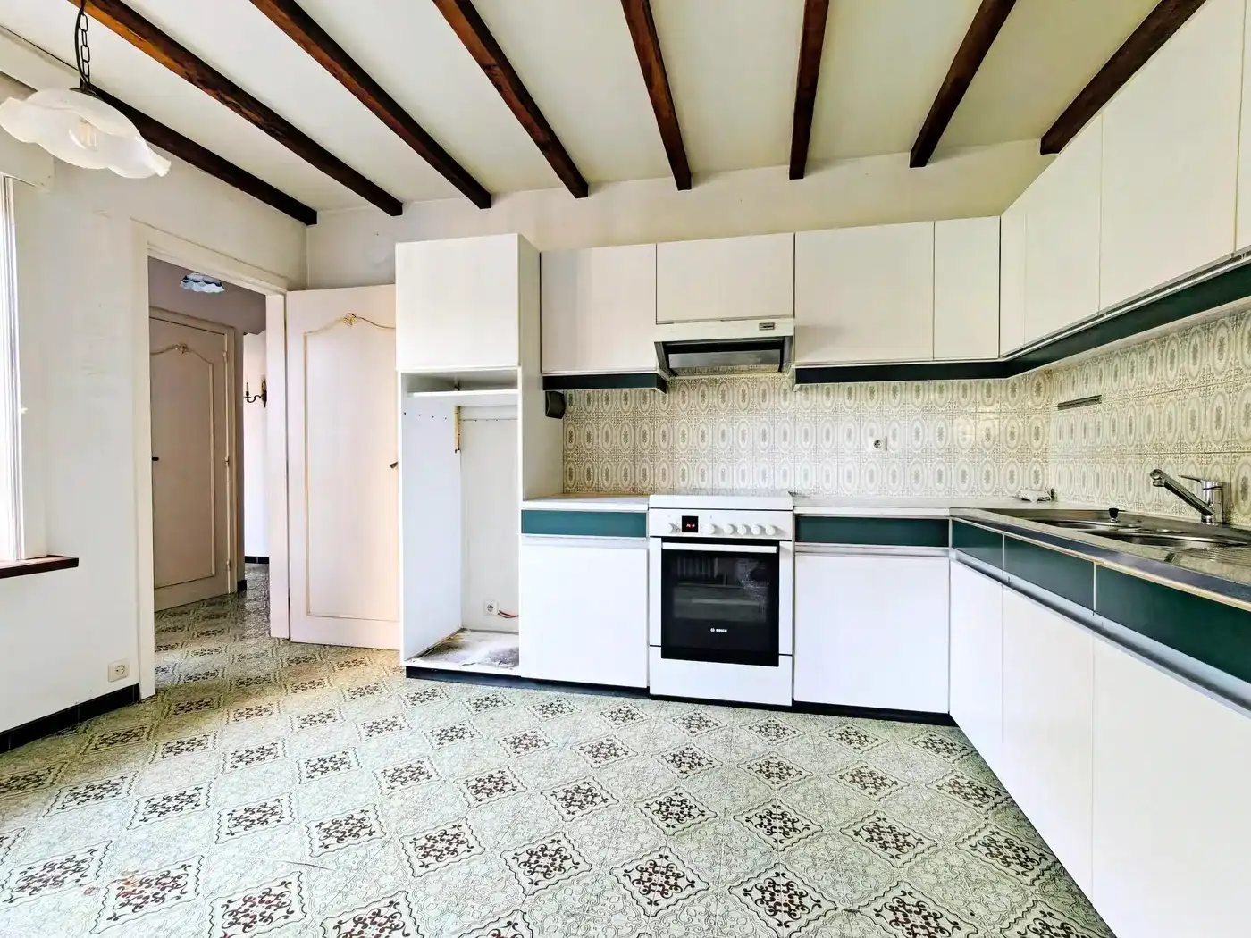Moorslede - Halfopen bebouwing met eigen bosgedeelte op 1044m² foto 9