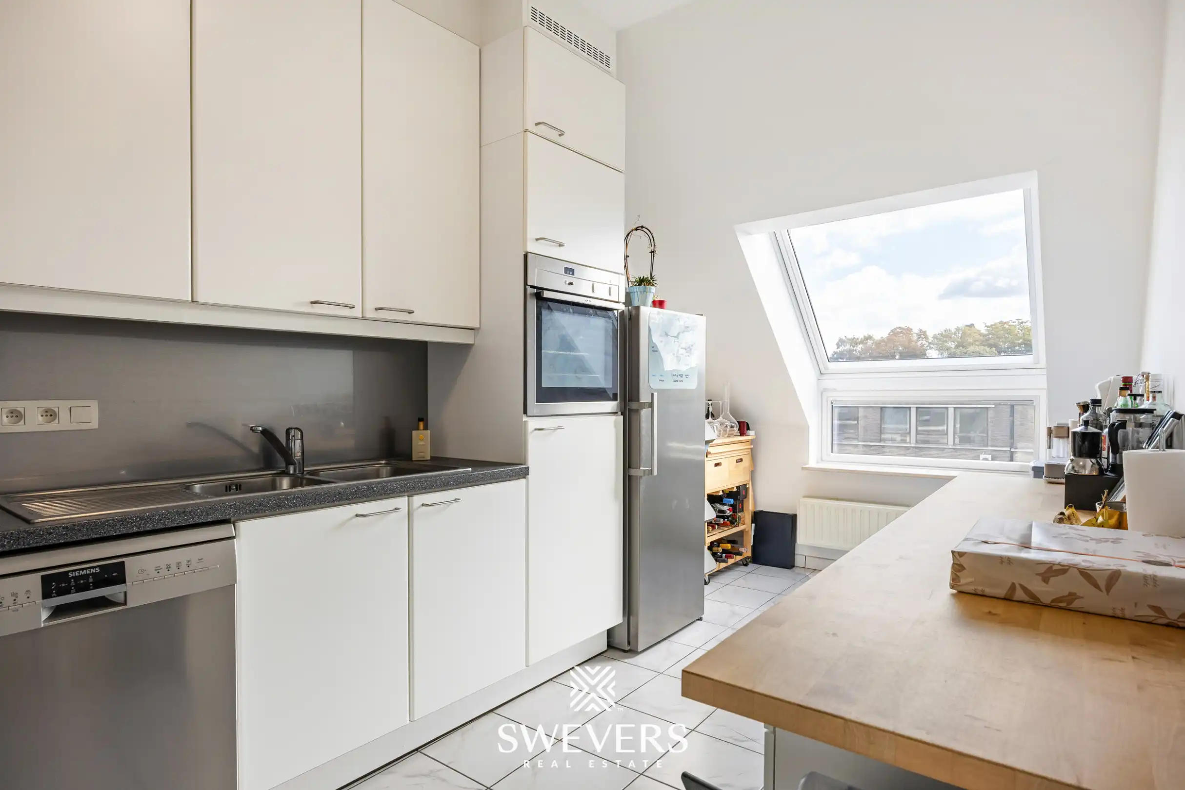 Prachtig dakappartement met 3 slpk en 2 badk. in centrum Hasselt foto 9