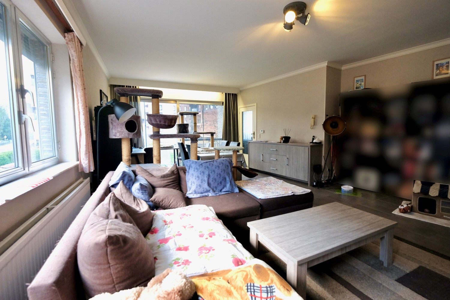 TE KOOP: Twee slaapkamer appartement foto 9