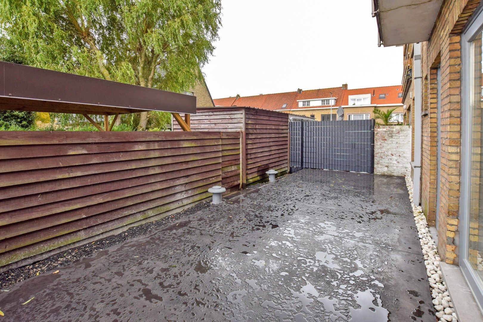 Gelijkvloersappartement met 2 slaapkamers (71 m²) met ruim terras (40 m²) en parkeerplaats te Nieuwpoort.  foto 15