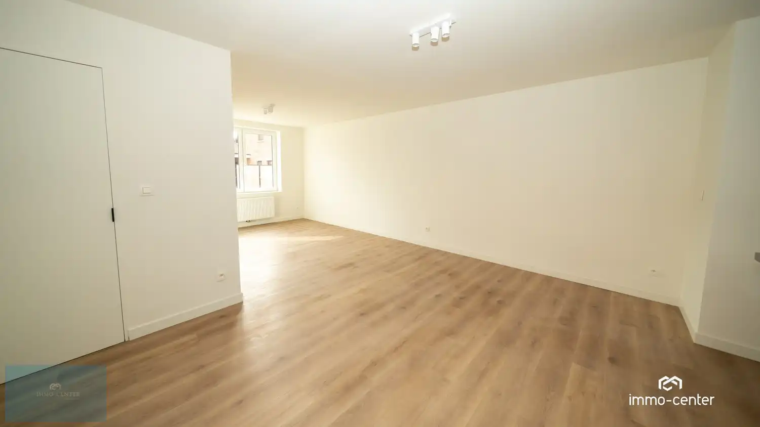 ✨ Volledig gerenoveerde halfopen woning met 2 slaapkamers in Genk foto 6