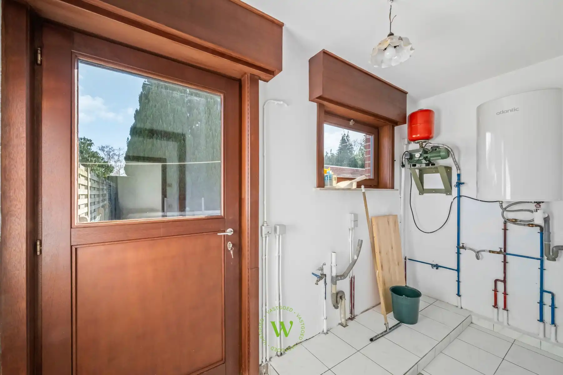 Ruime woning met kangoeroemogelijkheid in Sint-Michiels foto 12