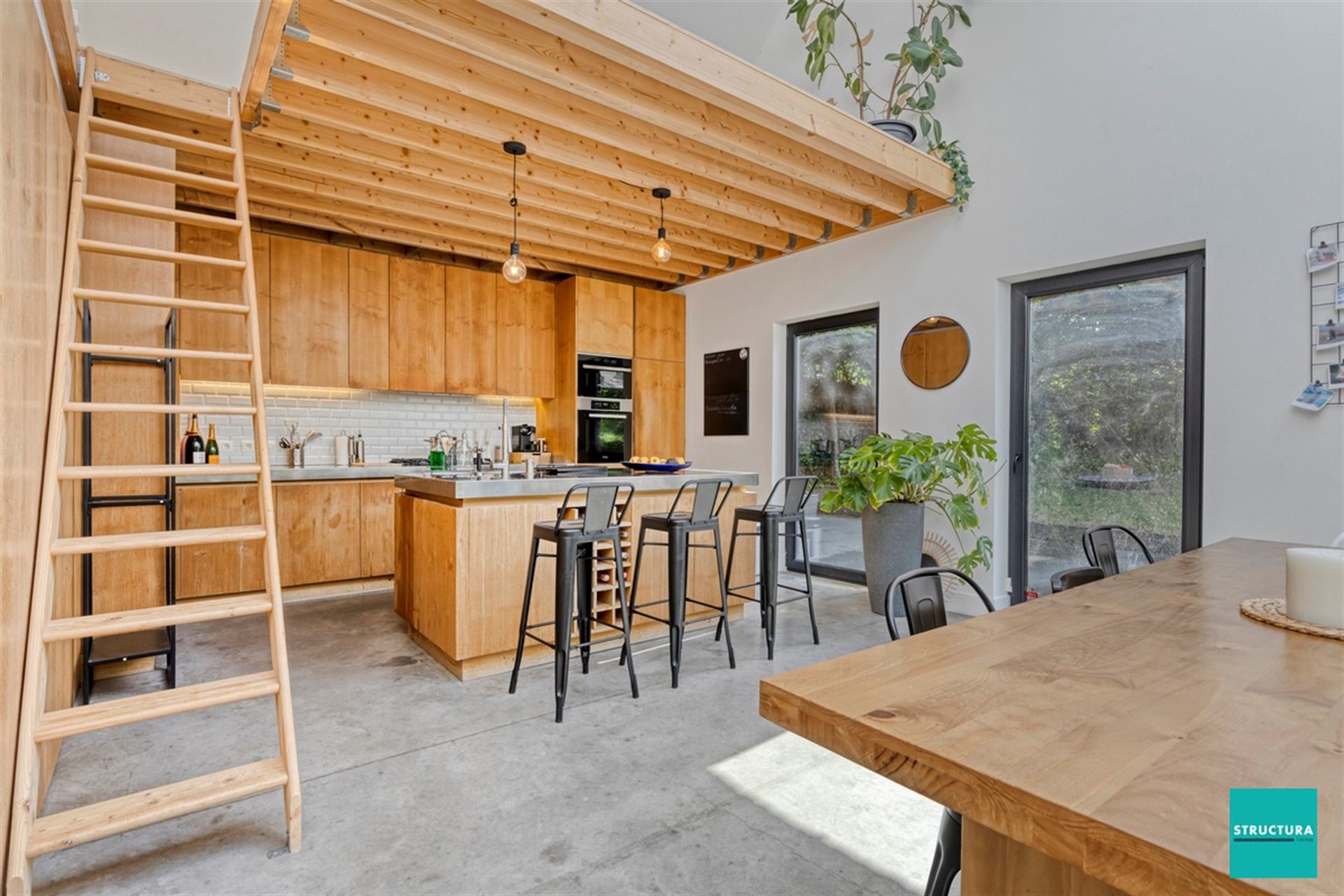 Riante, enorm karaktervolle woning met tuin op TOP-ligging! foto 7