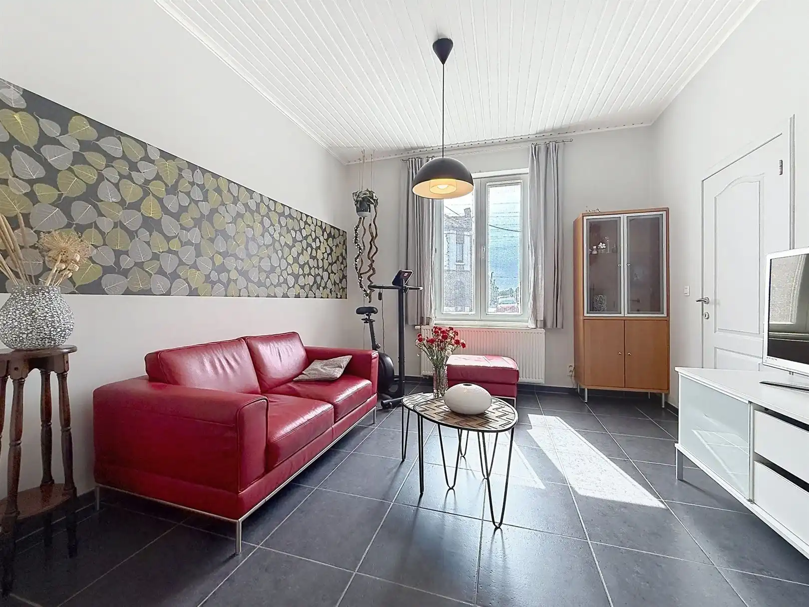 Instapklare stadwoning met koer, 2/3 slpks foto 8