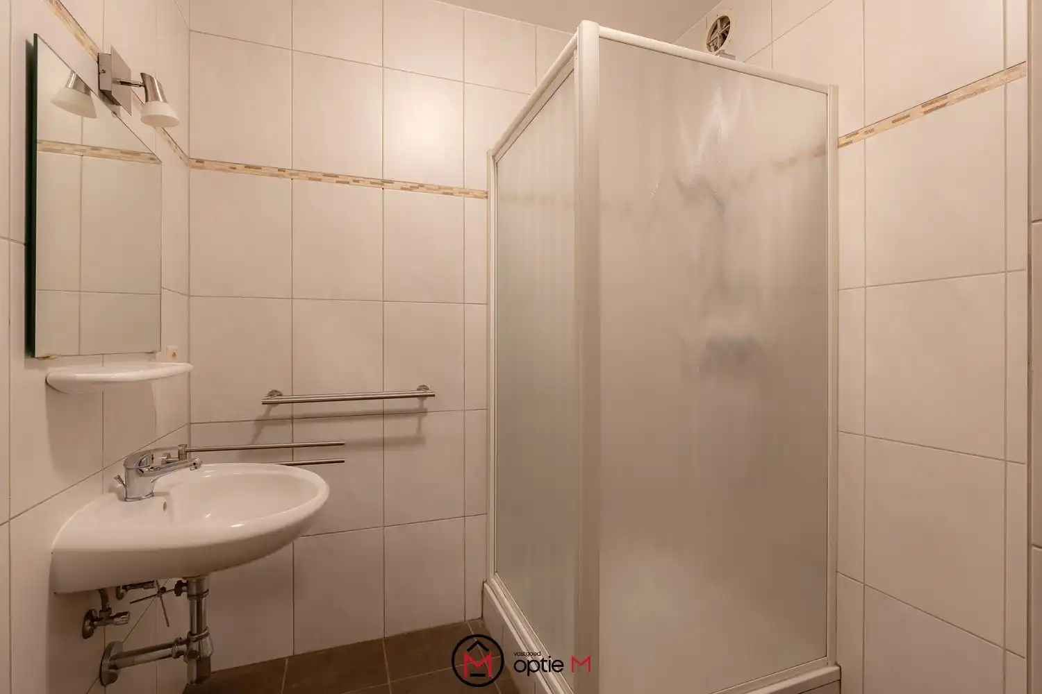 Ruim gelijkvloers appartement te koop vlakbij centrum Hasselt foto 11