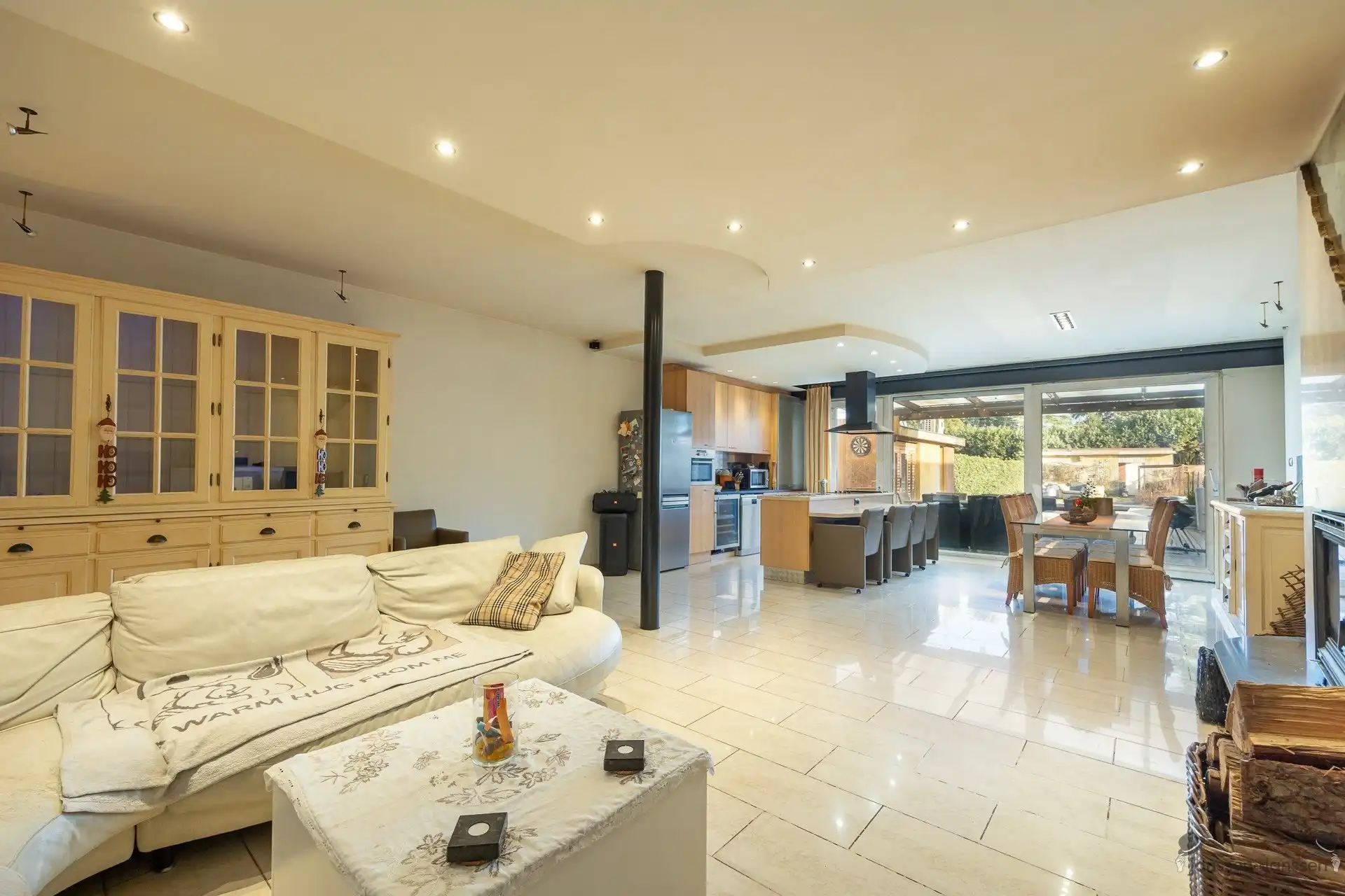 Gezinswoning met 2 (mog. 4) slaapkamers, garage en ruime tuin in Maria ter Heide foto 3