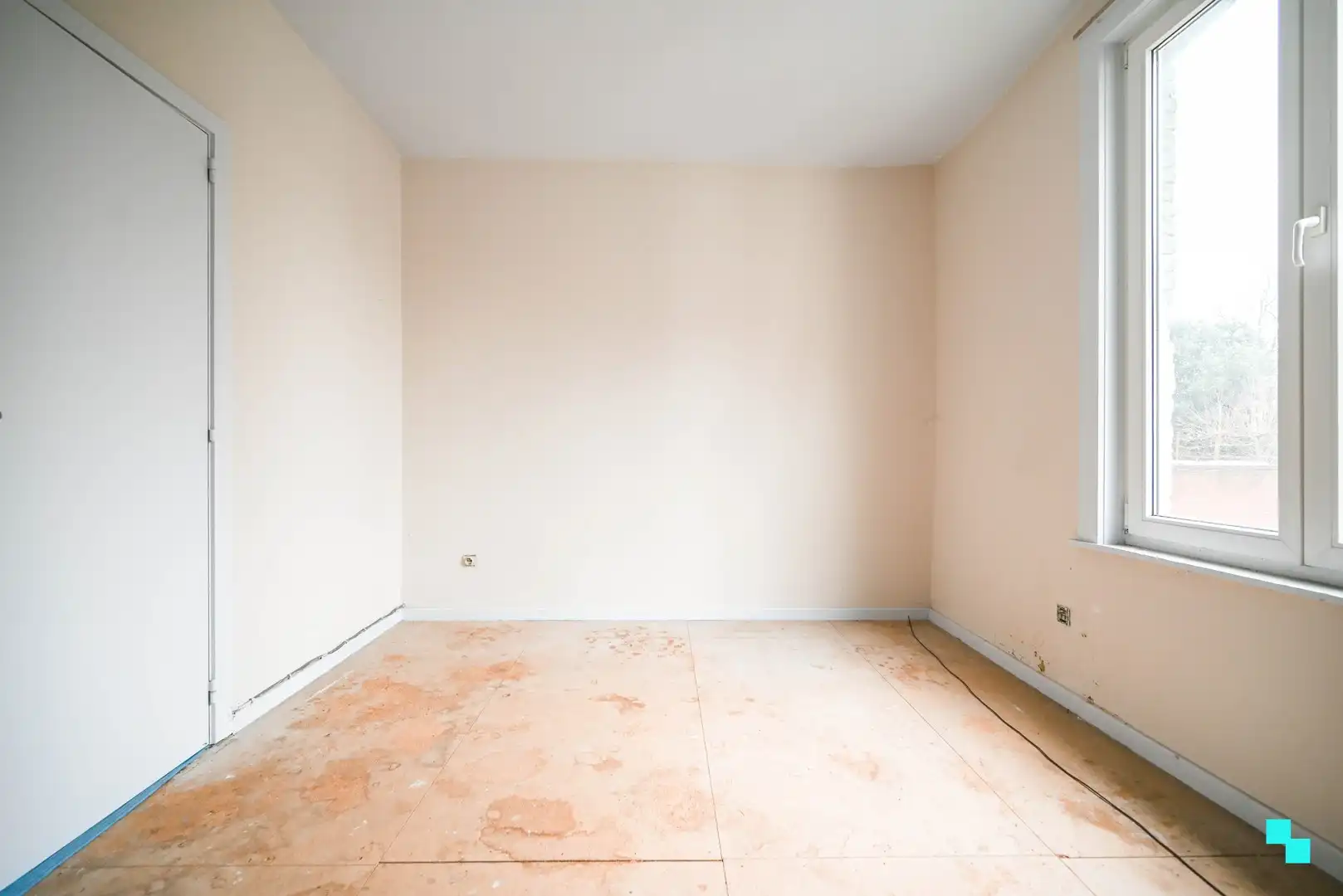 Handelspand met naastgelegen uitweg te Oostrozebeke foto 23