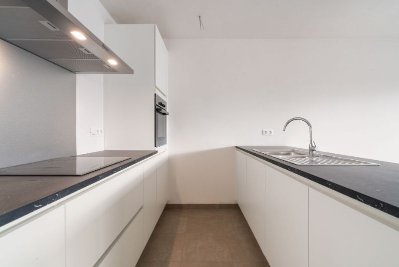 RUIM NIEUWBOUWAPPARTEMENT MET TERRAS EN GARAGE foto 6