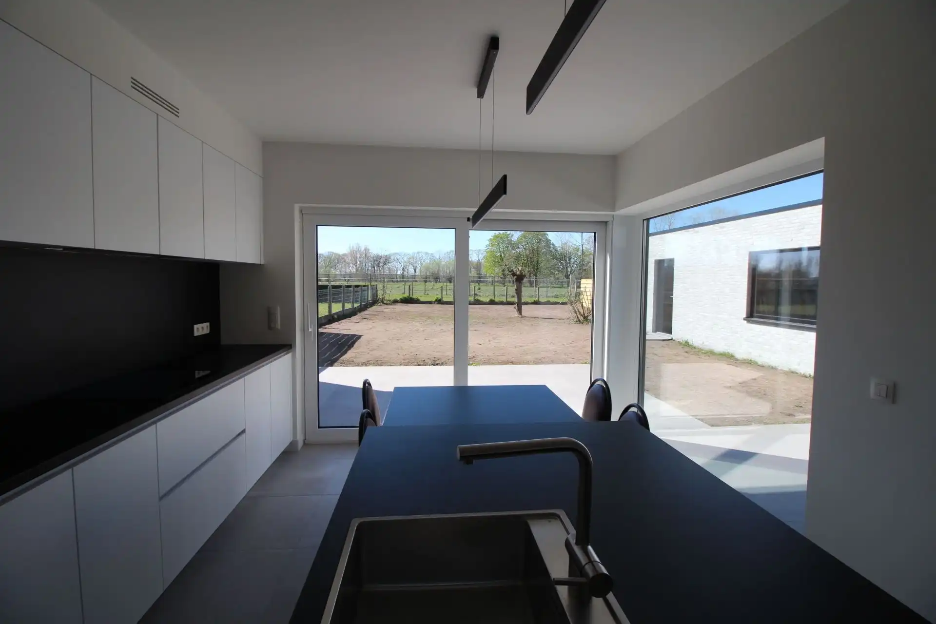 Woning, 3 slpks, voorzien van de nieuwste technieken. foto 10