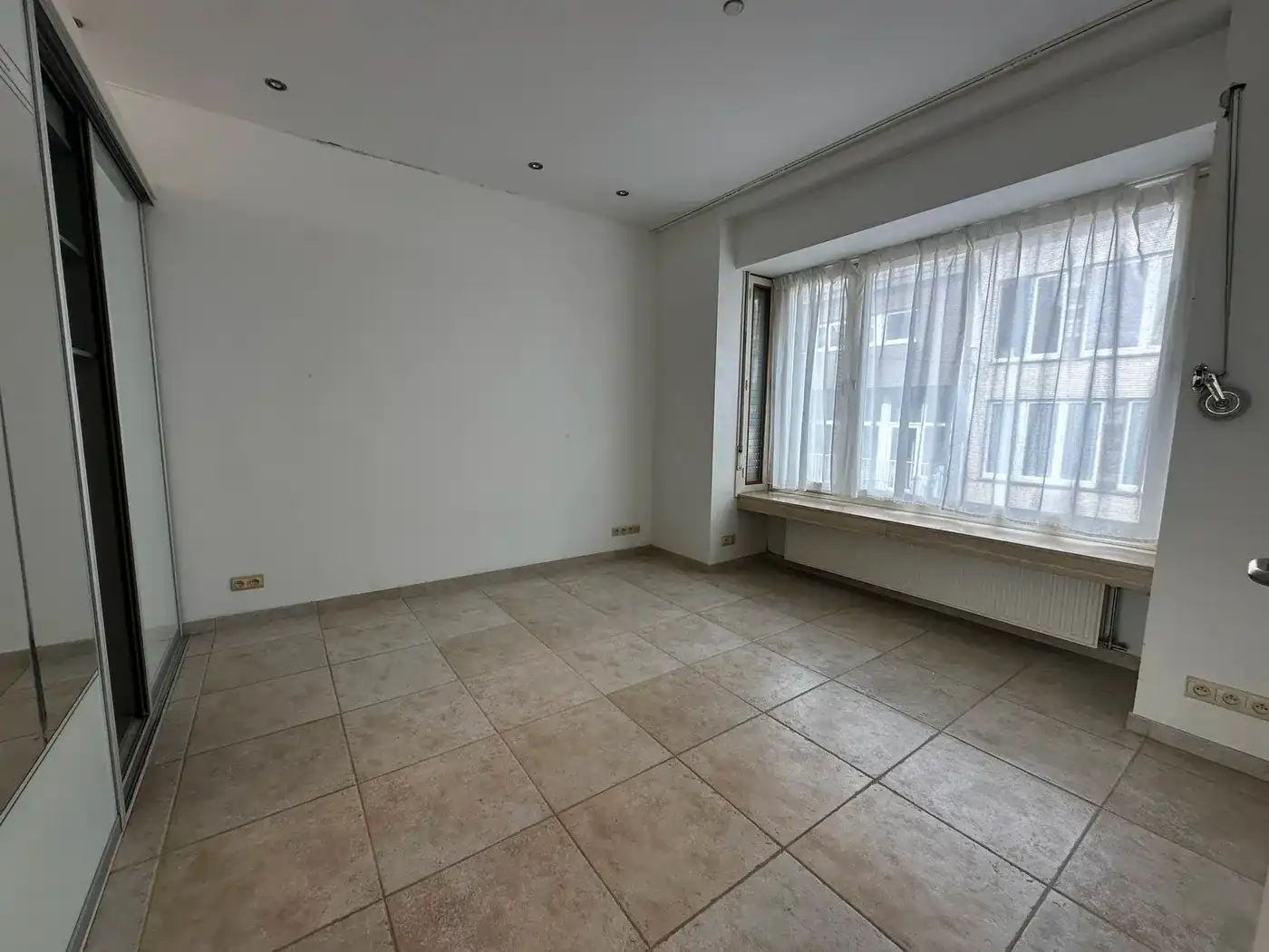 Lichtrijk appartement met 1 slaapkamer + autostaanplaats  foto 7