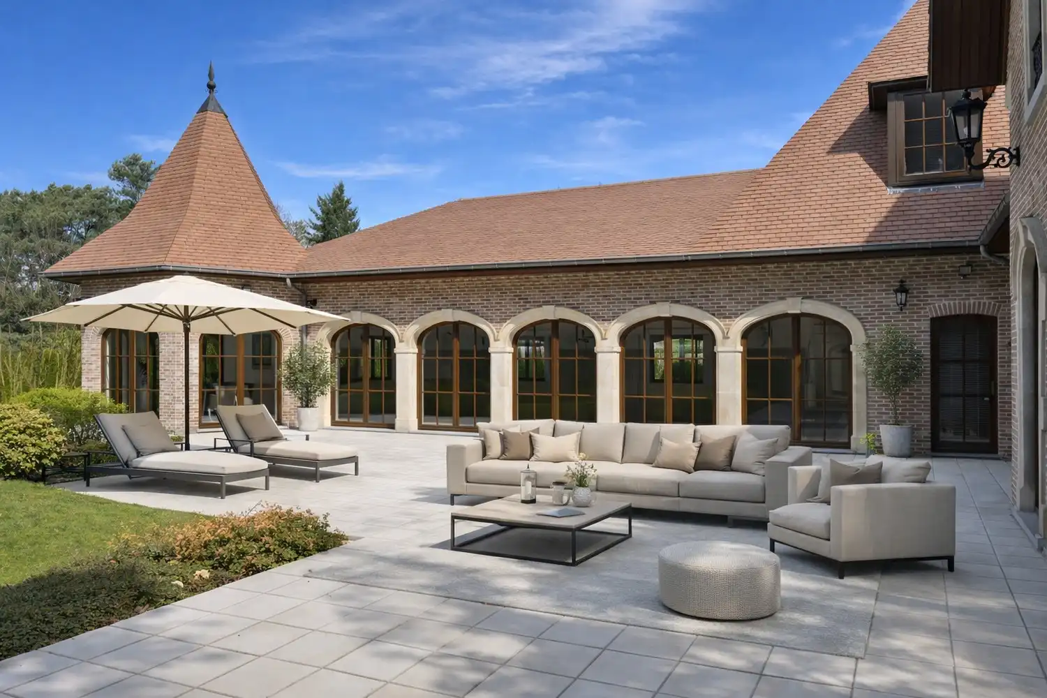 Magnifieke kasteelvilla met binnenzwembad, uniek gelegen in villawijk “Goudkust”, omringd door natuur, rust en optimale privacy foto 4