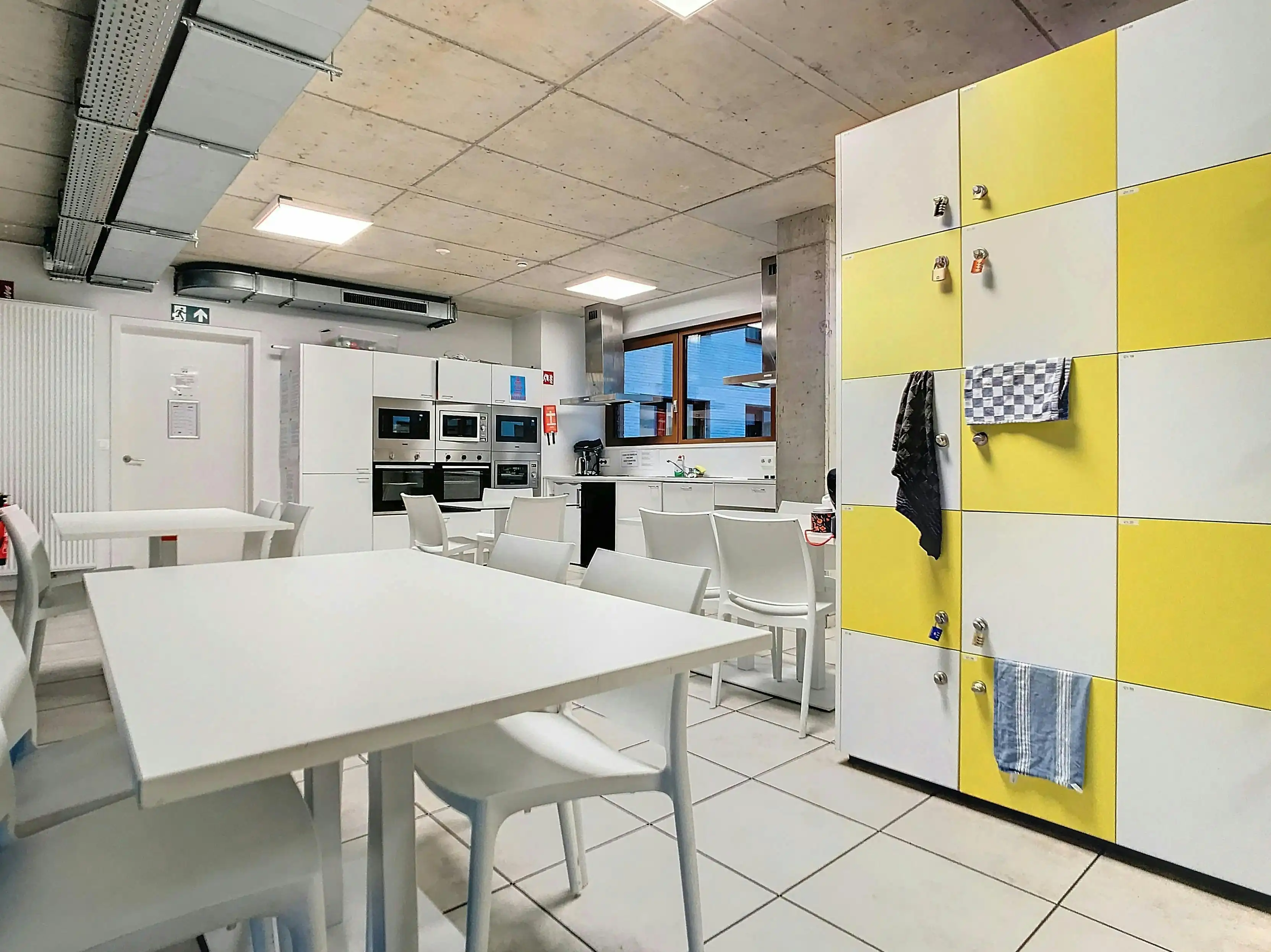 Studentenkamer ca. 28m² te koop op toplocatie te Antwerpen foto 12