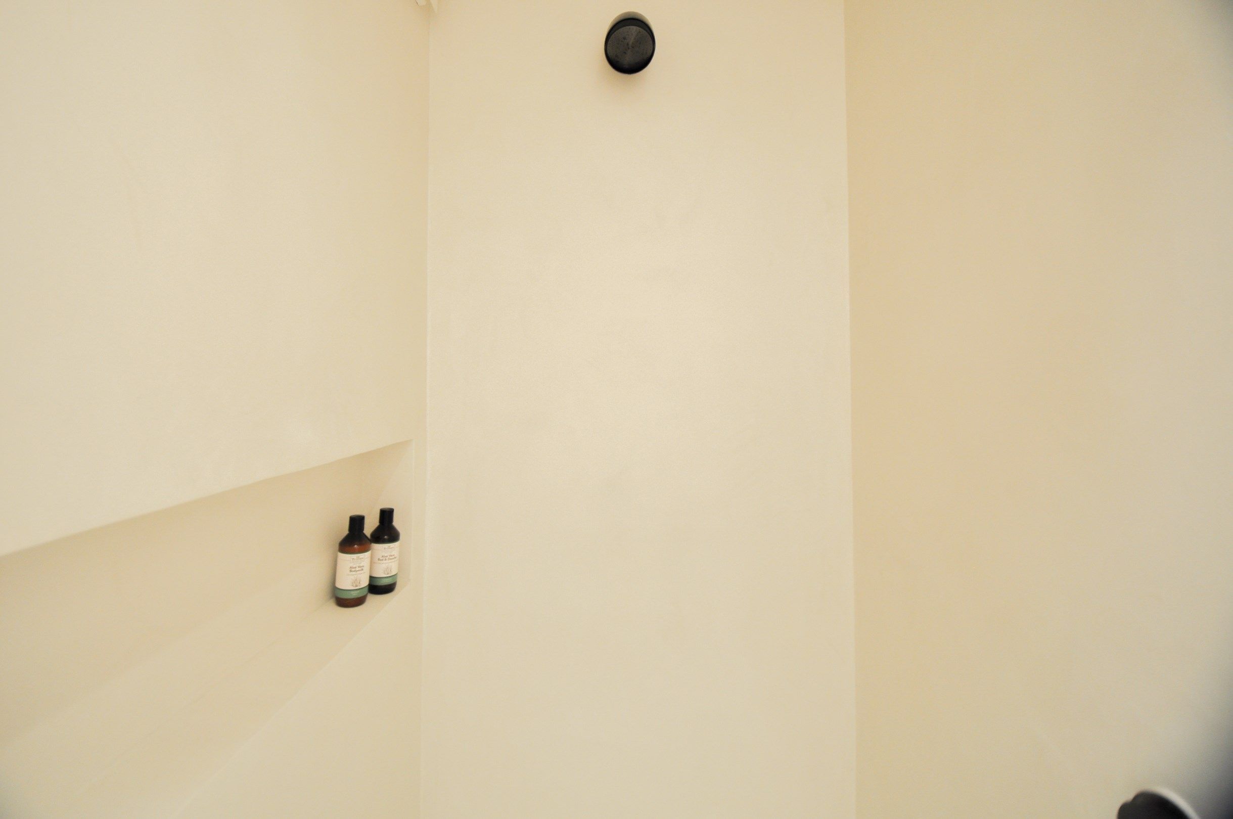 Uitzonderlijk ,tijdloos volledig gerenoveerd appartement met een open zicht . foto 25