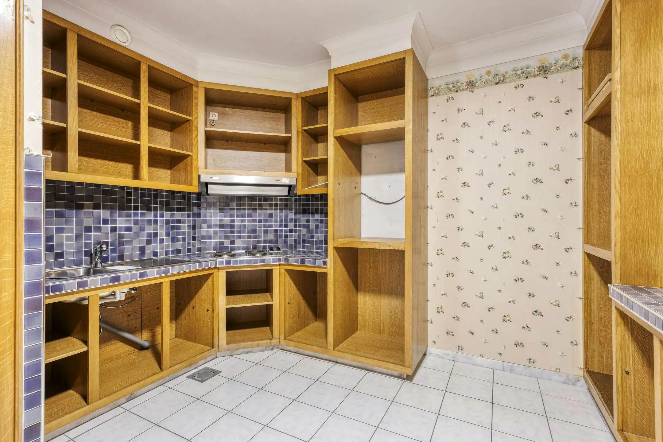 Handelshuis met café en feestzaal + bouwgrond te koop in Tongerlo  foto 32