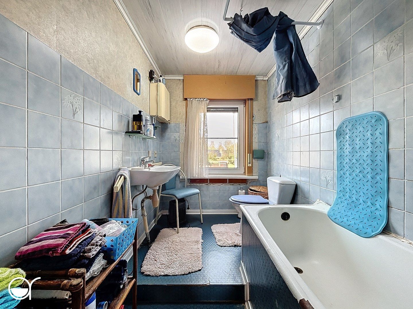 Ruime woning met vier slaapkamers, tuin, garage en mogelijkheid voor zelfstandige activiteit foto 16