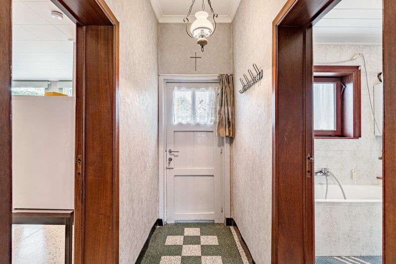 Charmante, te renoveren woning met tuin op 5are foto 17
