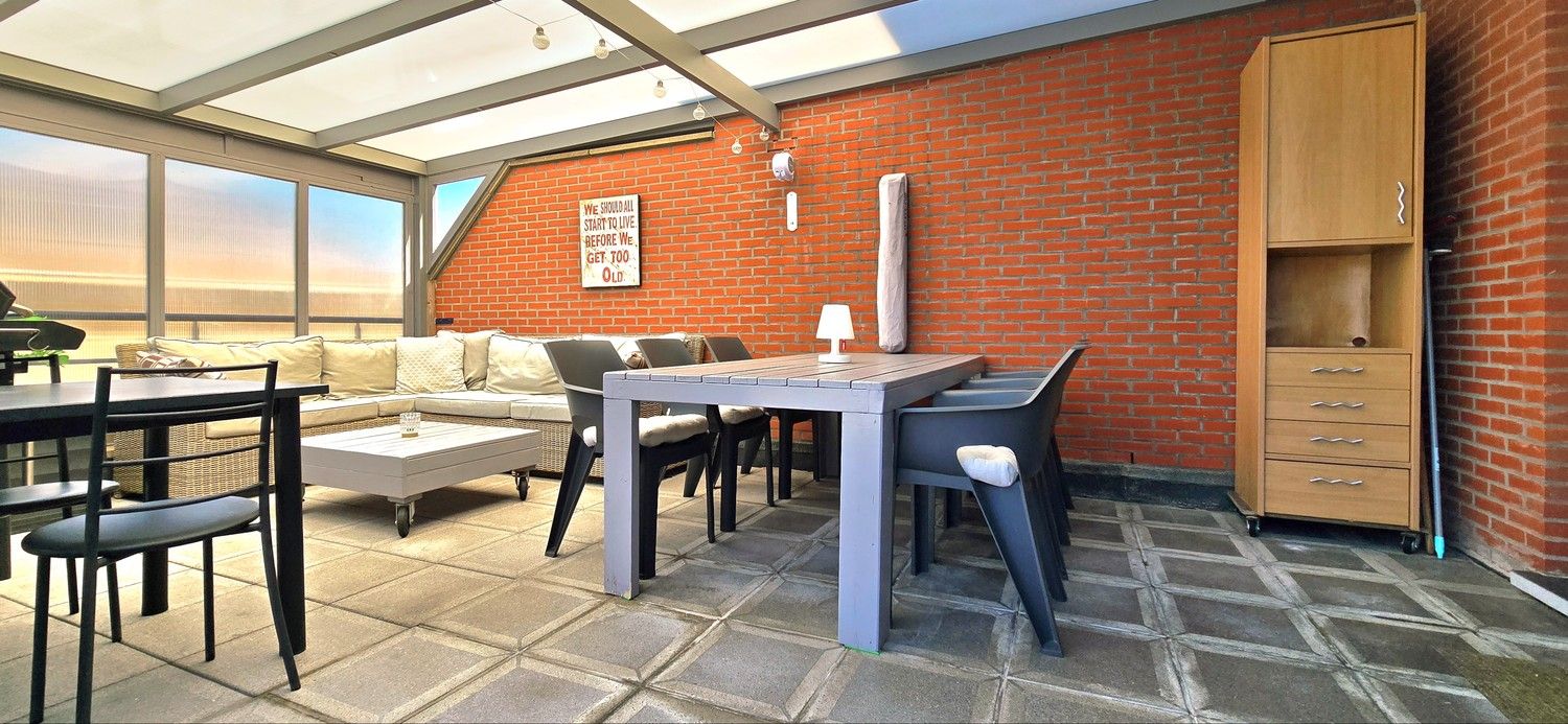 TE KOOP : instapklaar appartement op centrale ligging met 2 slaapkamers en 2 terrassen foto 20