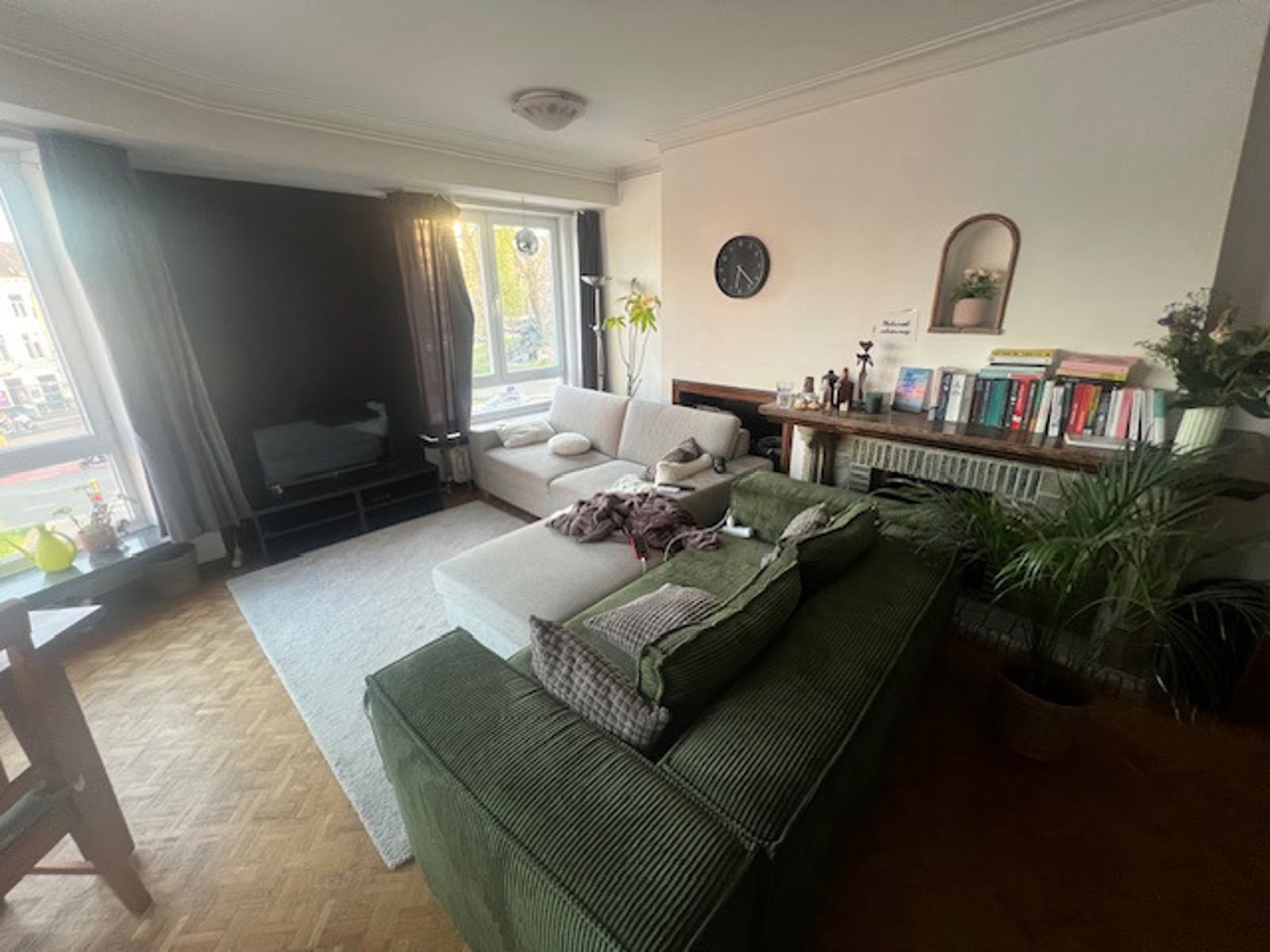 Centraal gelegen & lichtrijk hoekappartement met terras  foto 2