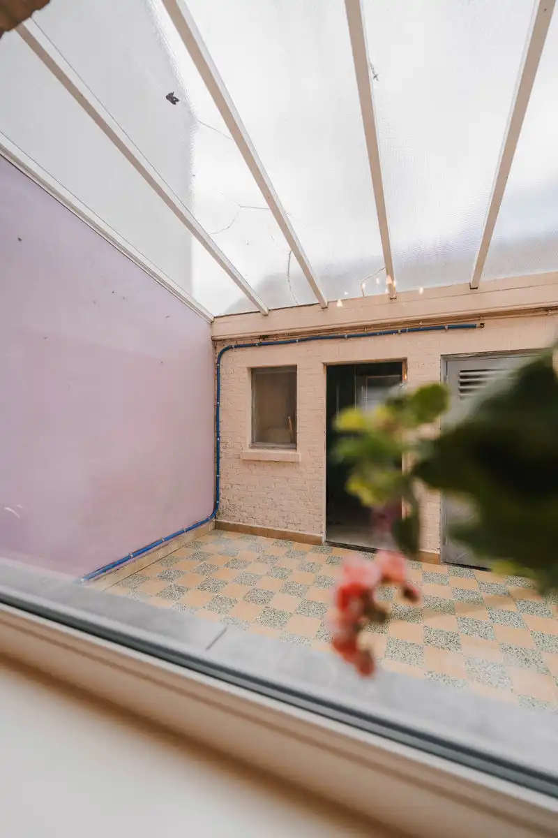Karaktervolle woning met onderhoudsvriendelijke tuin foto 9