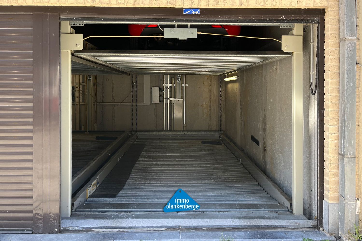 Staanplaats in liftsysteem op een centrale ligging foto 3