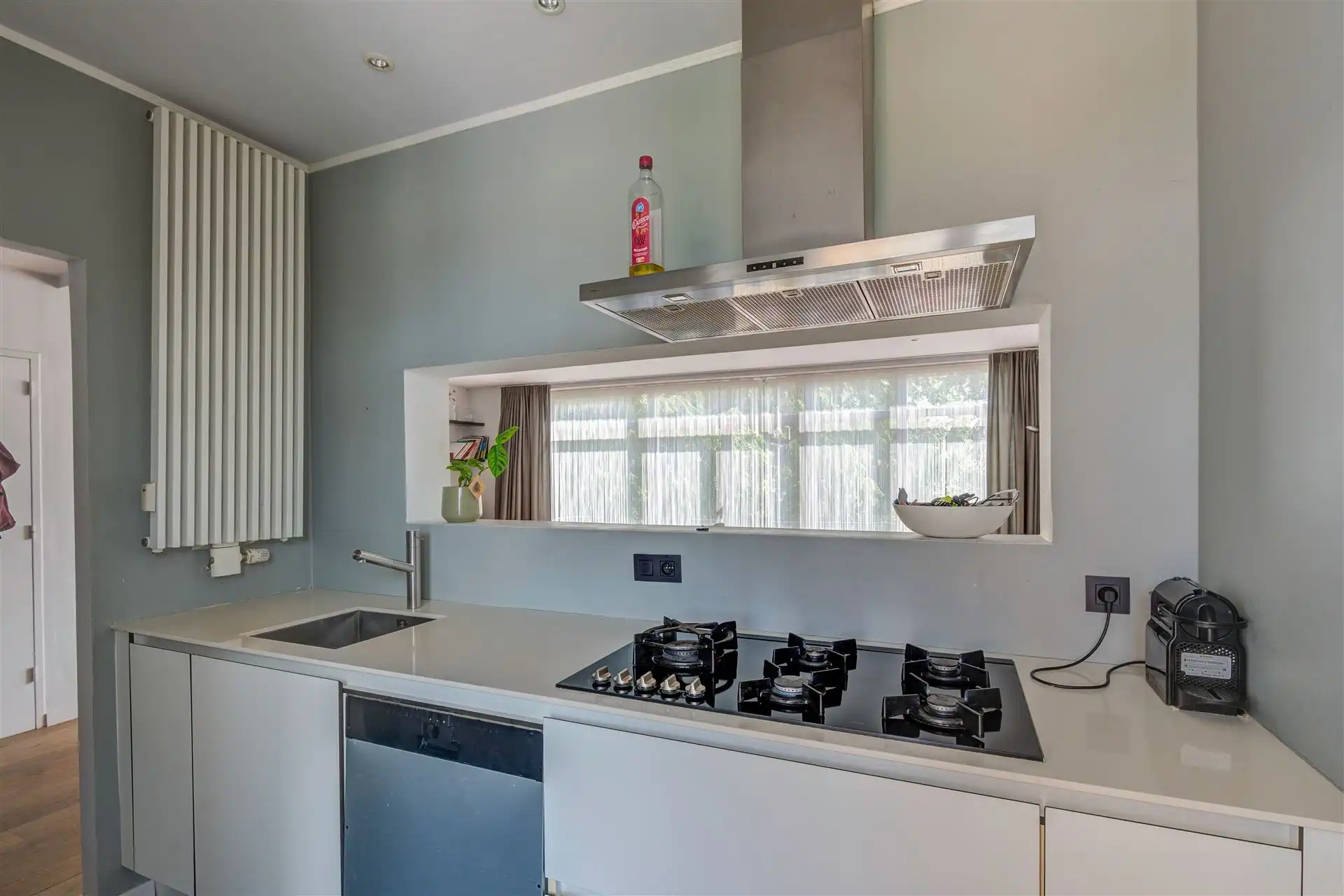 Licht ruim appartement met 2 slaapkamers en terras  foto 11