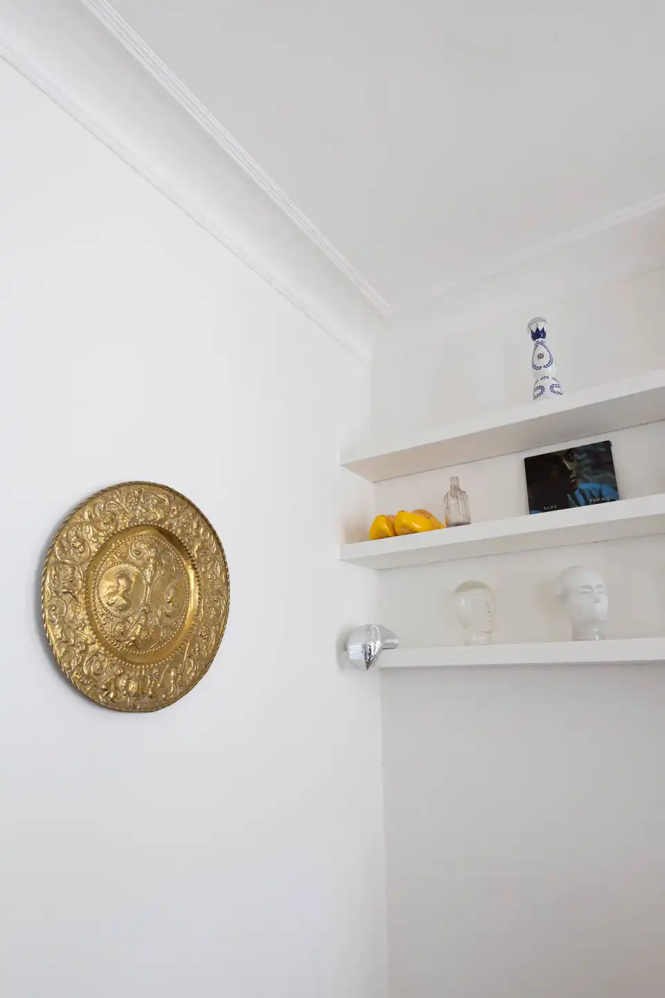 ANTWERPEN - Twee slaapkamer appartement nabij de Meir foto 4