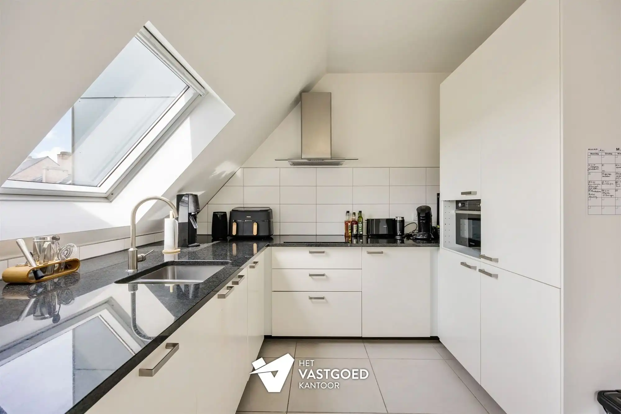 LEUK APPARTEMENT MET 1 SLAAPKAMER EN LEUK TERRAS OP TOPLOCATIE TE TESSENDERLO CENTRUM foto 10