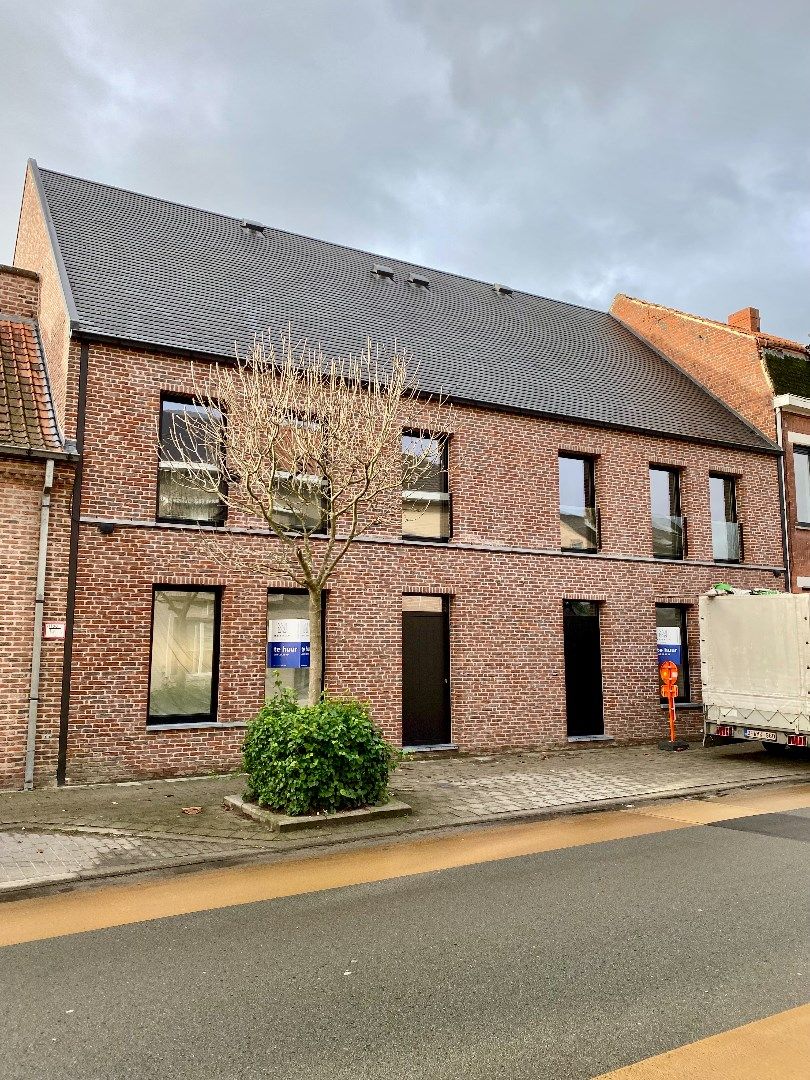 Nieuwbouwwoning met 3 slaapkamers, dubbele garage en zuidgerichte tuin in Heule foto 17