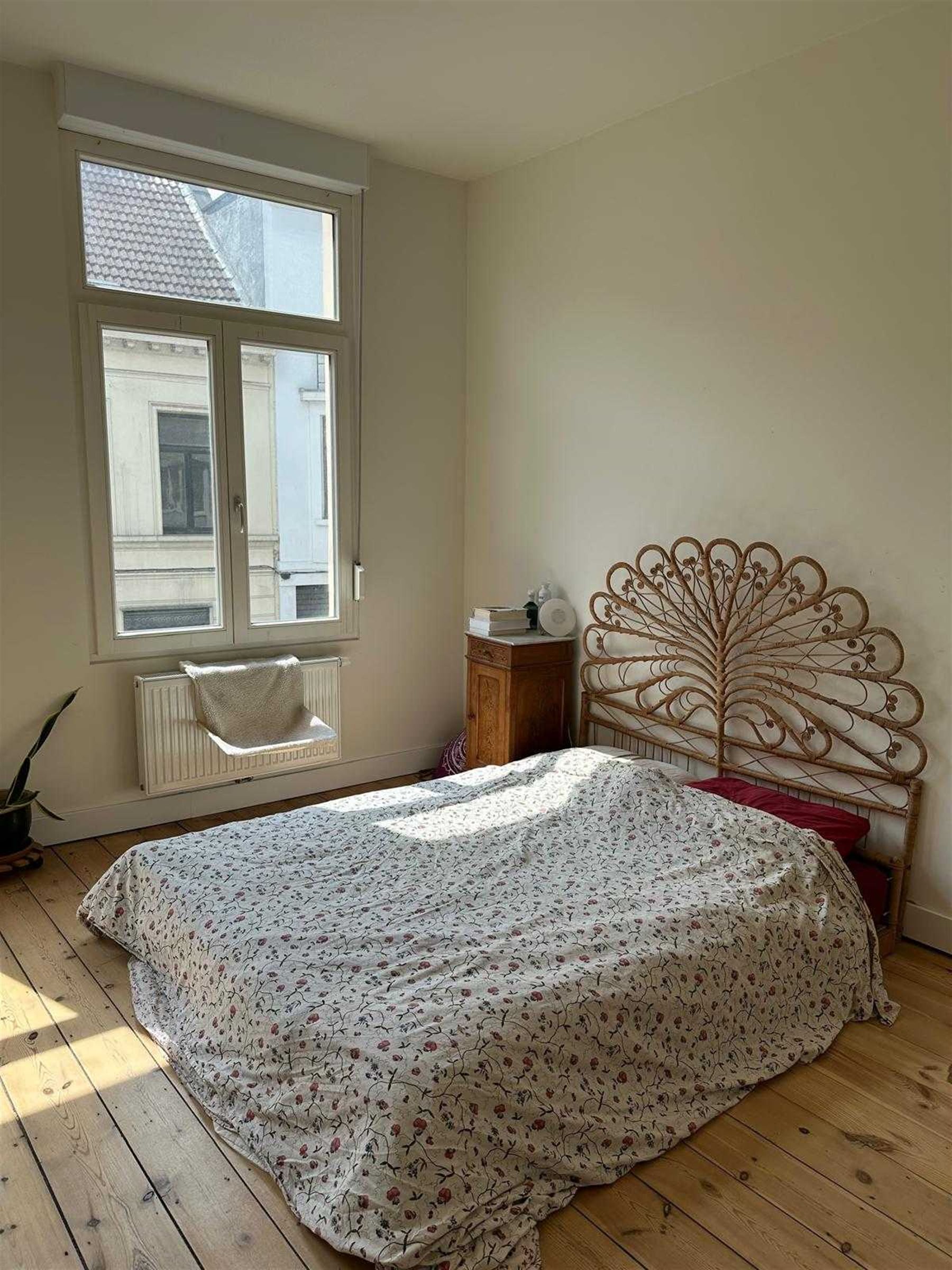 Woning met tuin en 4 slaapkamers! foto 9