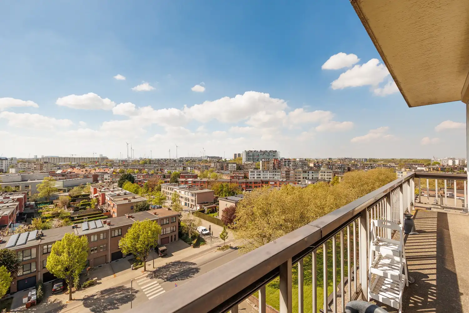 Instapklaar 3-slaapkamerappartement met prachtig panoramisch zicht foto 2