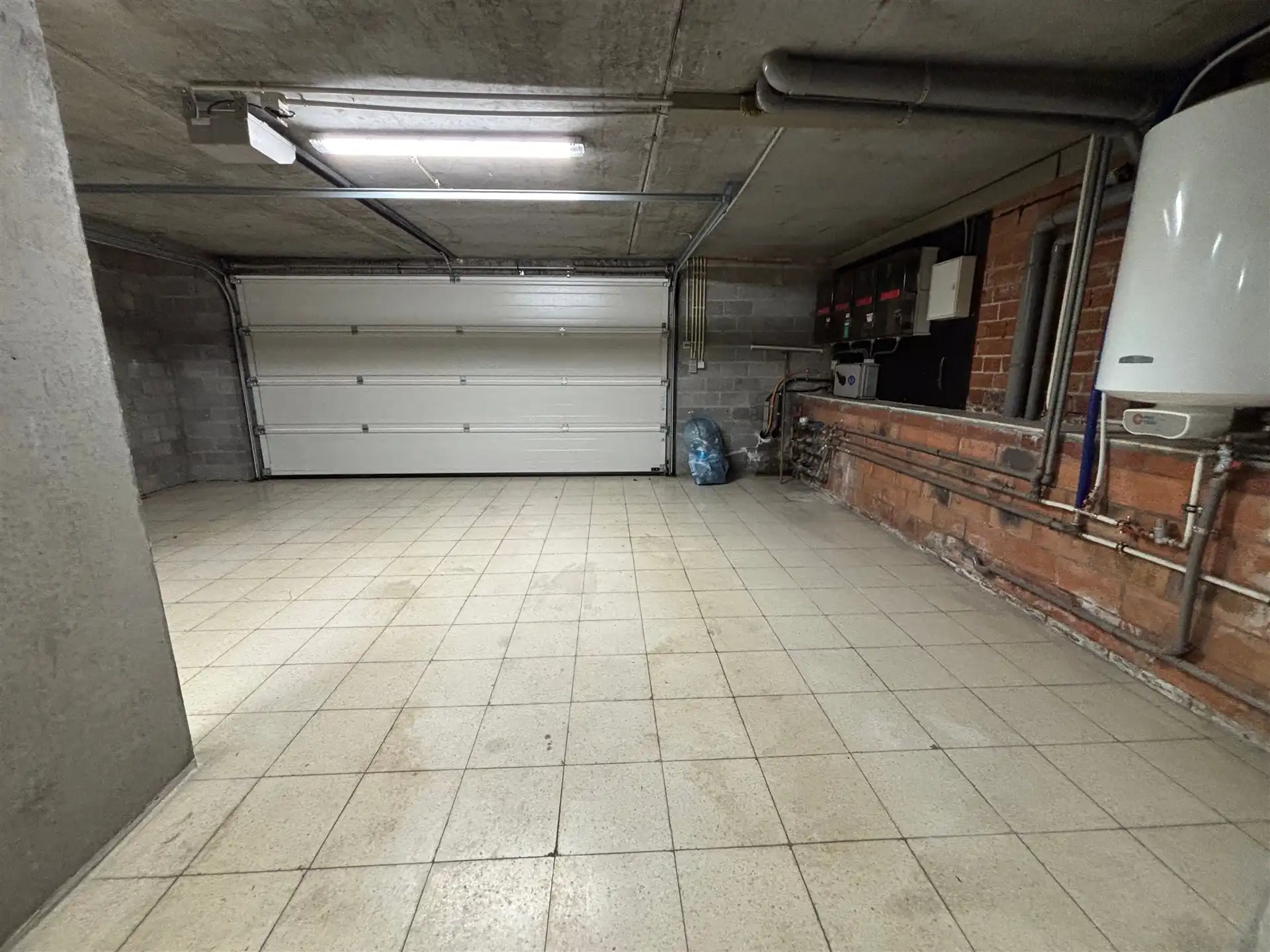 Appartement met terras en parking foto 11