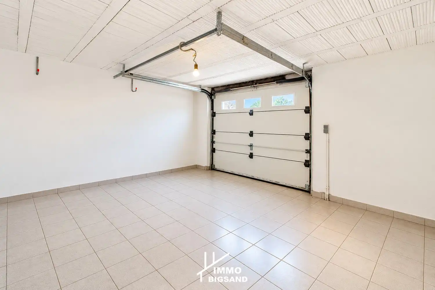 Een ruime gezinswoning (voorheen twee woningen) met 3 slaapkamers en garage met ruime tuin foto 7