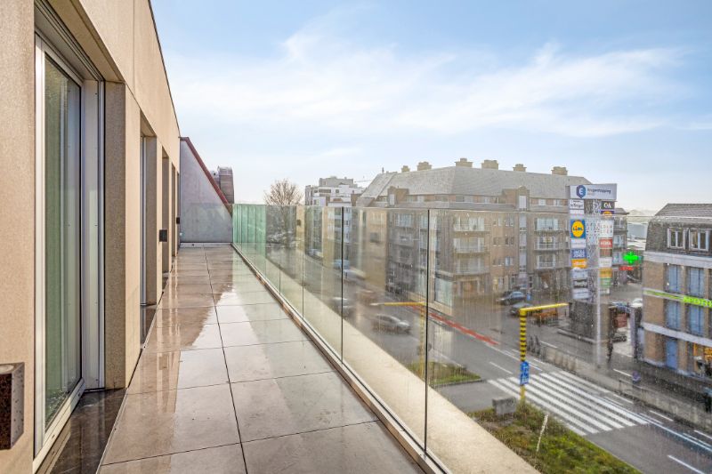 Instapklaar nieuwbouwappartement te huur in hartje Eeklo! foto 18