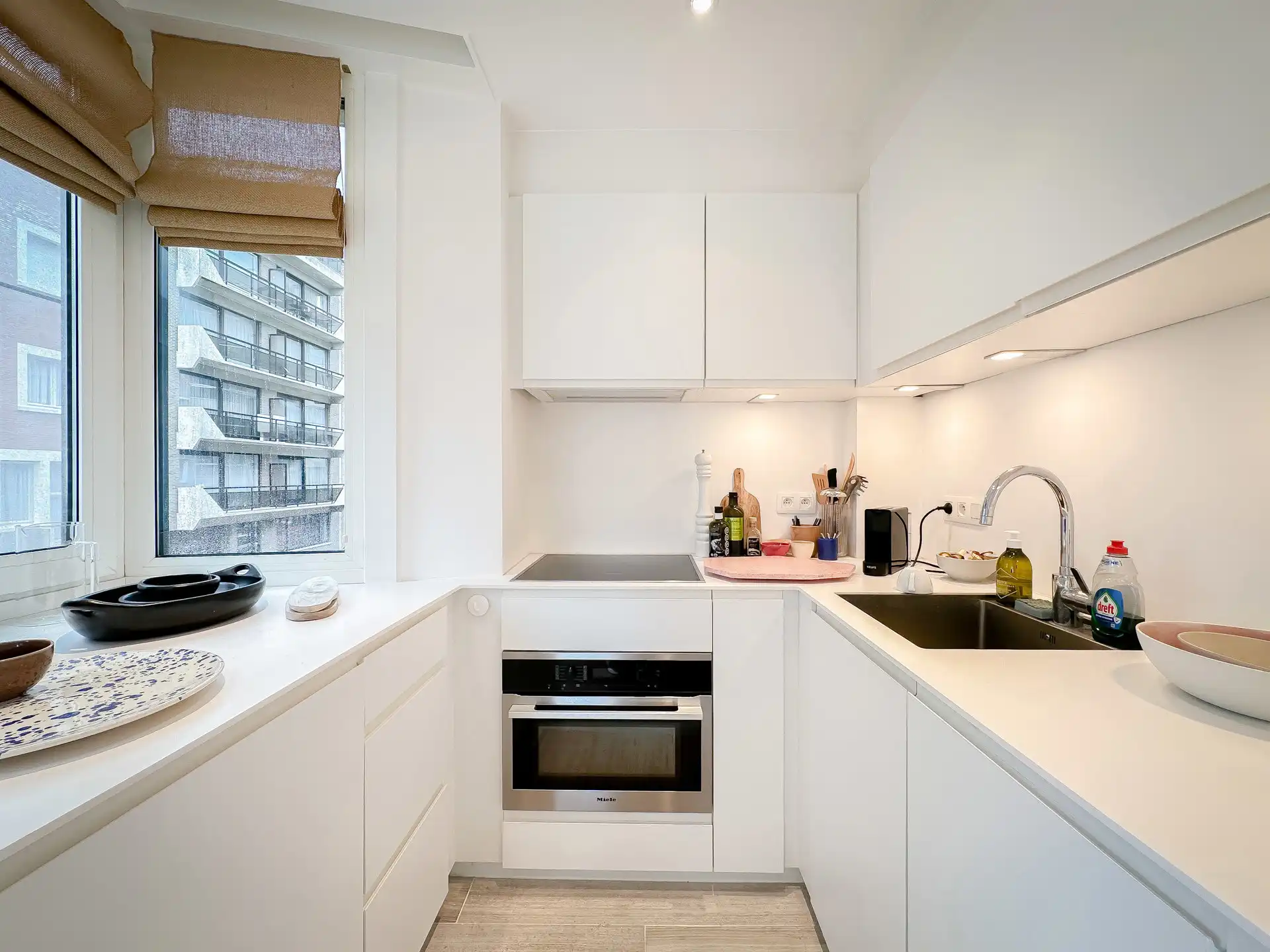 Zonovergoten hoekappartement, gelegen op de Kustlaan... foto 7