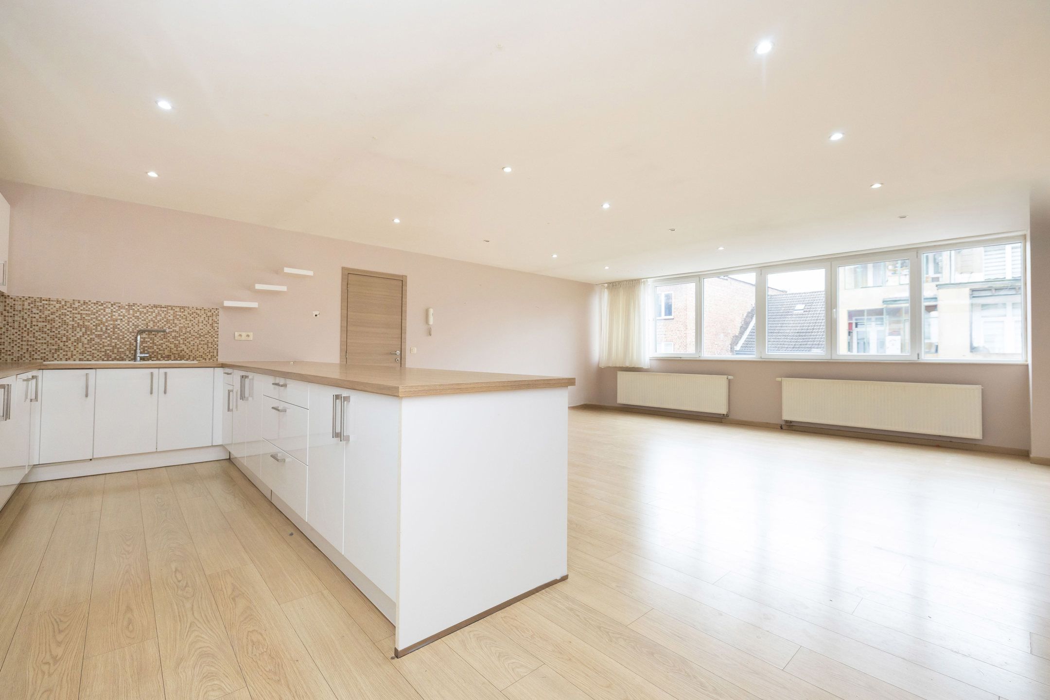 Gebouw te koop foto 22