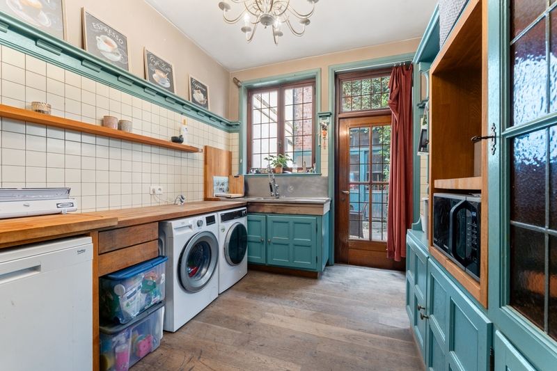 Centrum Izegem - Charmante woning/handelshuis met bijgebouw foto 5