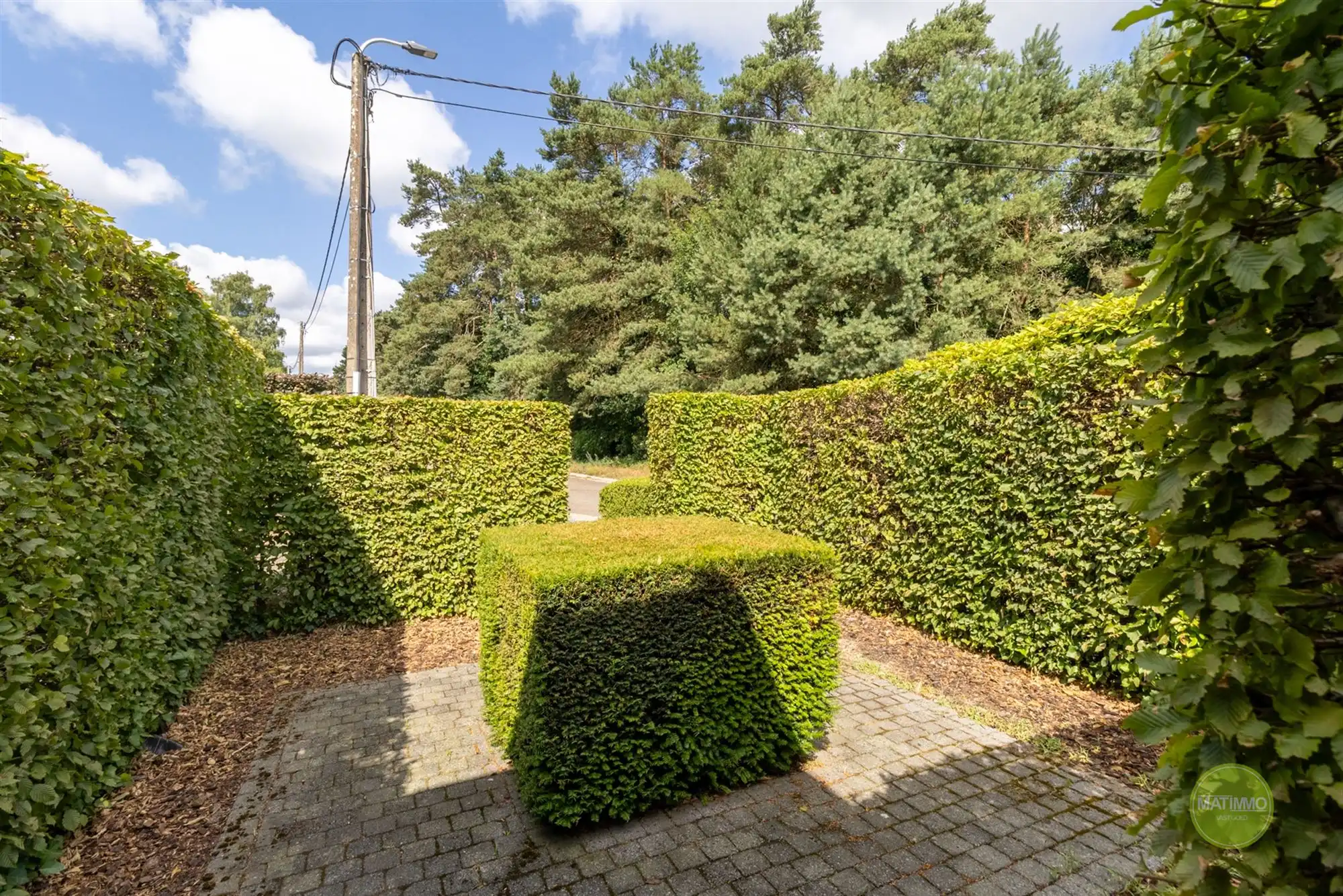 Rustig gelegen woning op een perceel van ruim 2.275 m2 foto 40
