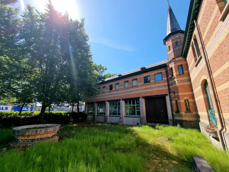 Uniek koetshuis te huur foto 2