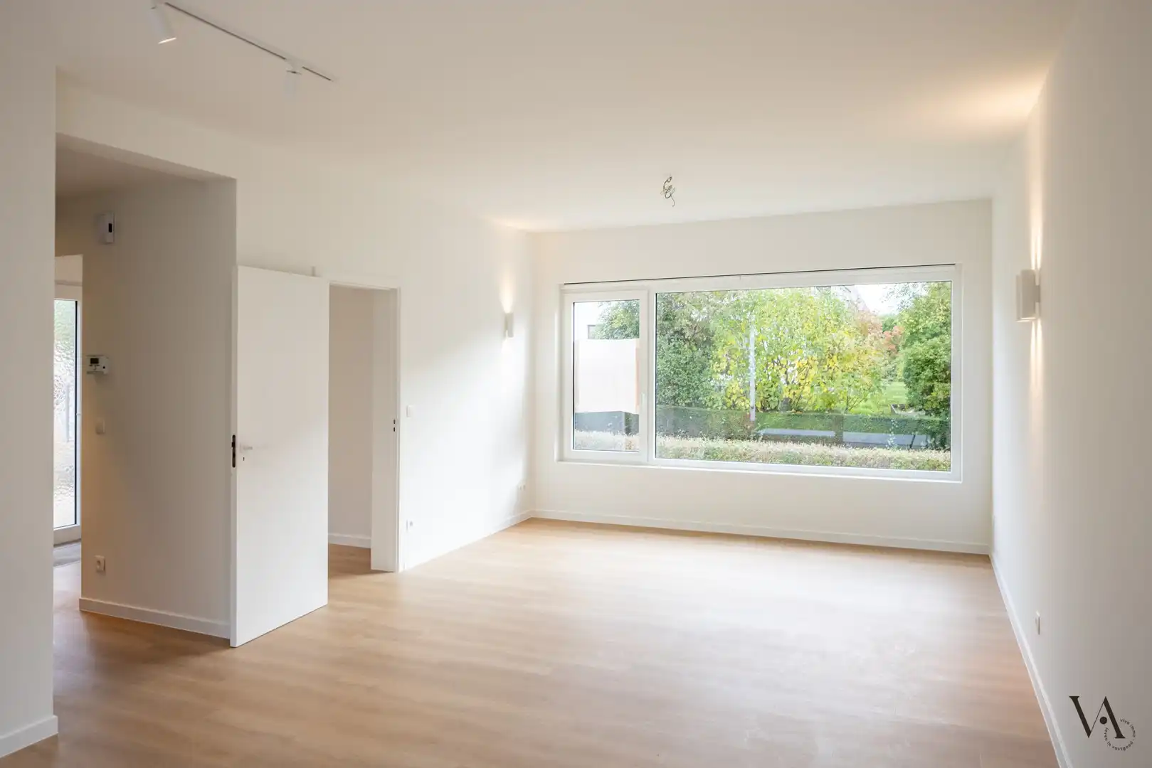 Modern gerenoveerde woning met 3 slaapkamers en tuin op groene toplocatie in Leuven foto 7